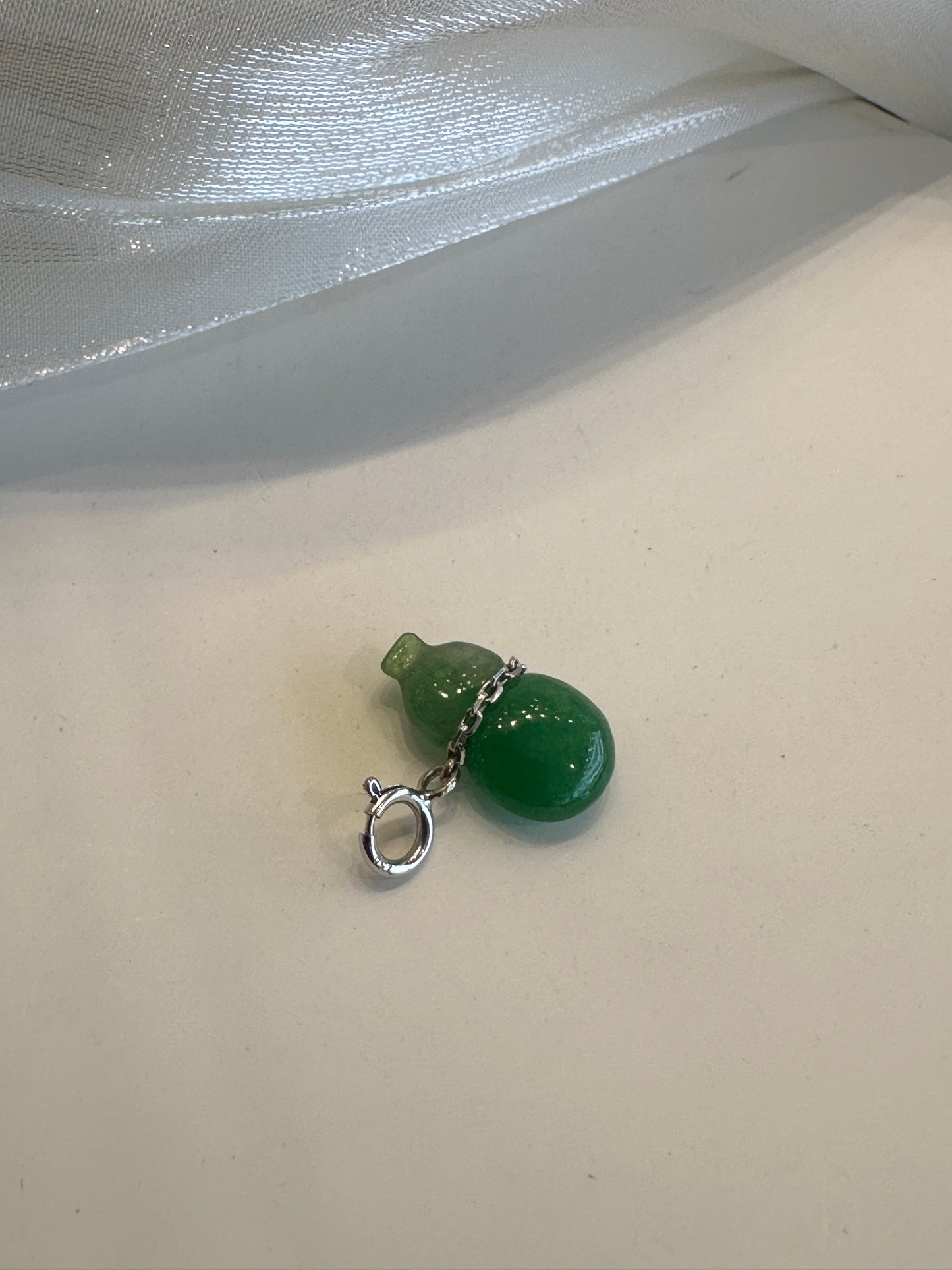Wulu K Pendant