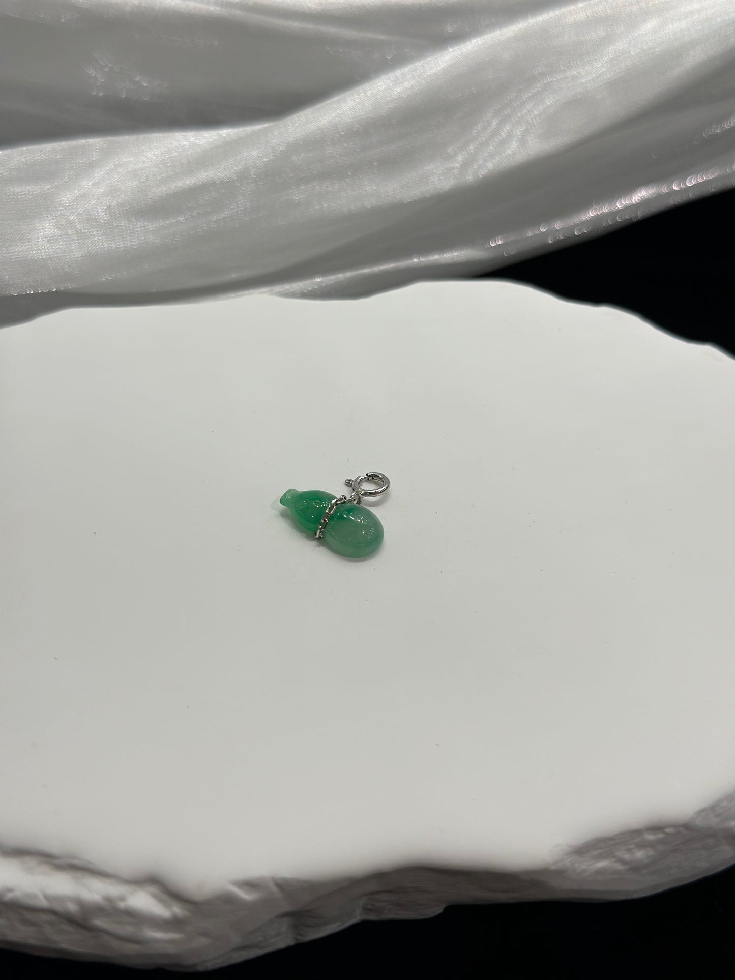Wulu S Pendant