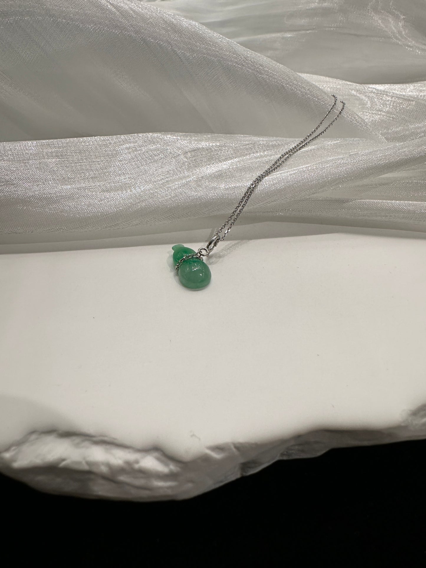 Wulu S Pendant