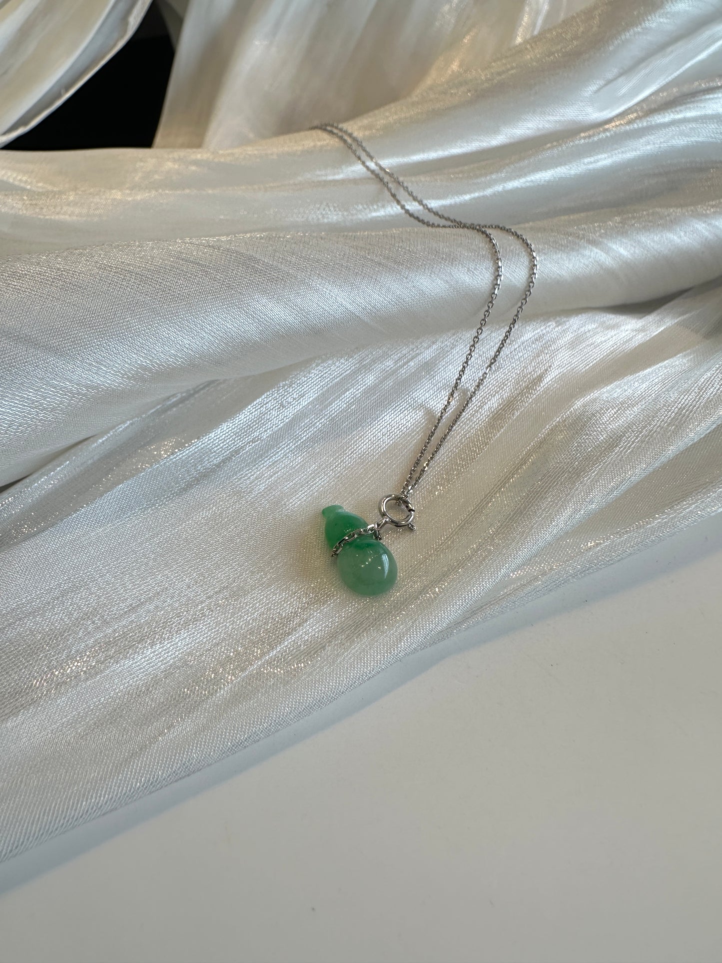 Wulu S Pendant