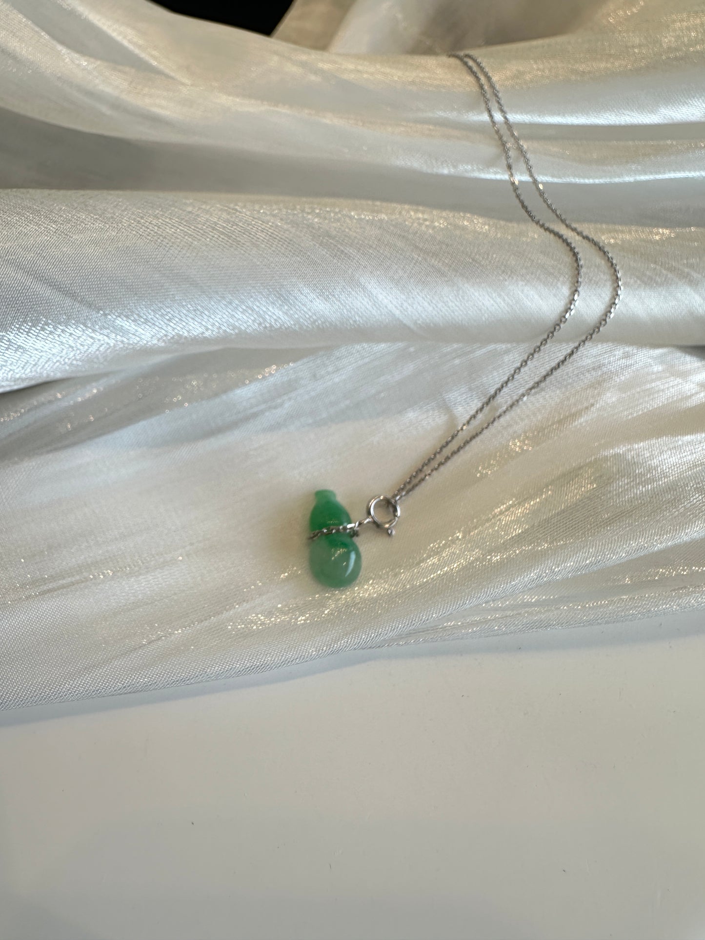 Wulu S Pendant
