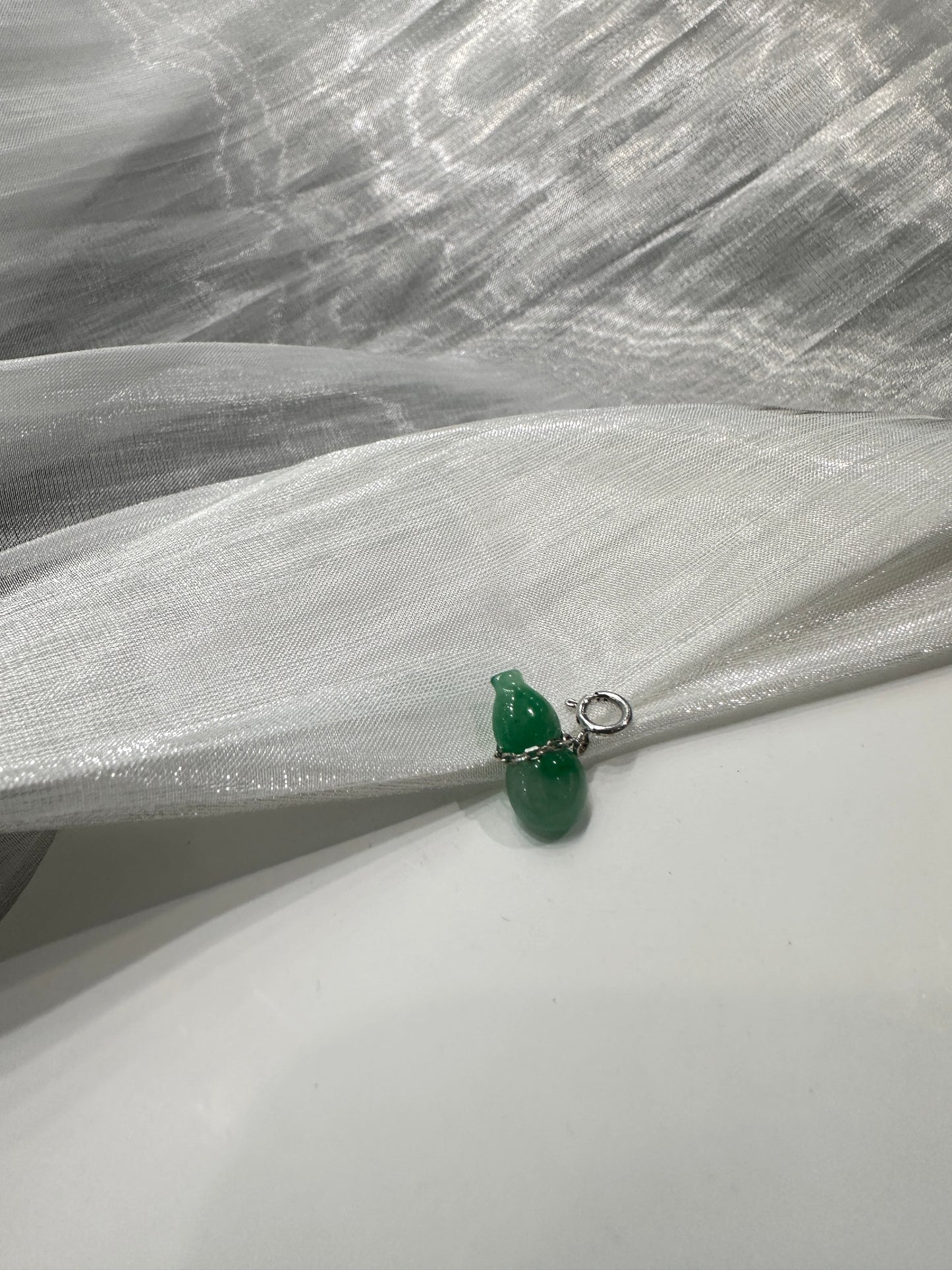 Wulu S Pendant