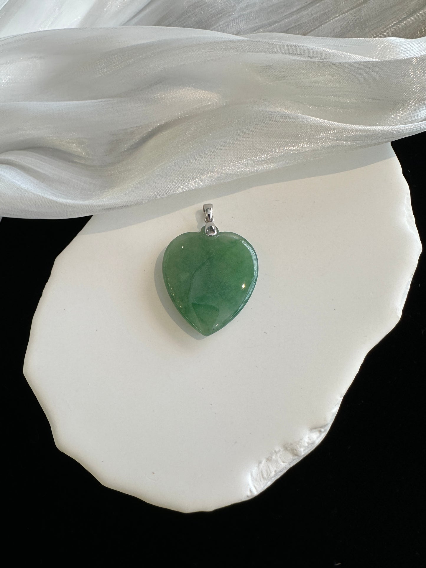 Hearty S Pendant
