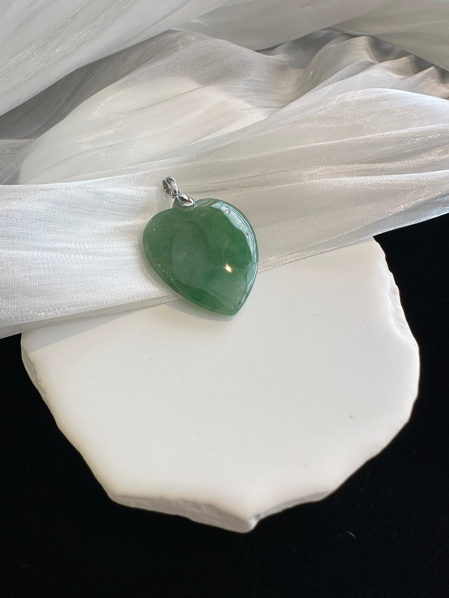 Hearty S Pendant